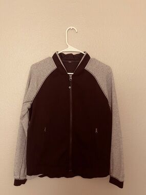 lululemon athletica Two-Tone Full-Zip Bomber Jacket - Black and Light Gray